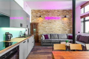 Pierview Pad - Central Luxury Apartment on the Beach